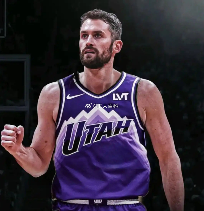 MK体育app下载-当NBA热身只剩三分球，篮球真的进化了吗？所有人都在投三分！|沙奎尔-奥尼尔|凯文-加内特|蒂姆-邓肯|凯文·乐福|球队_新浪体育_新浪新闻